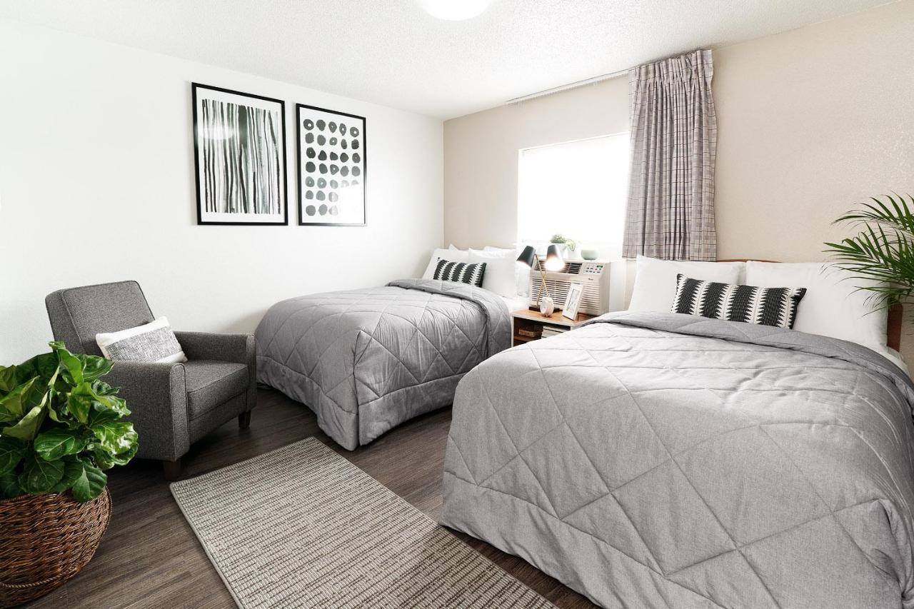 Intown Suites Extended Stay Jacksonville Fl St Johns Bluff Rd מראה חיצוני תמונה