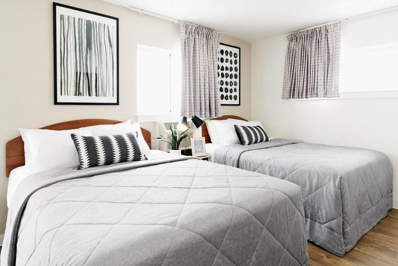 Intown Suites Extended Stay Jacksonville Fl St Johns Bluff Rd מראה חיצוני תמונה